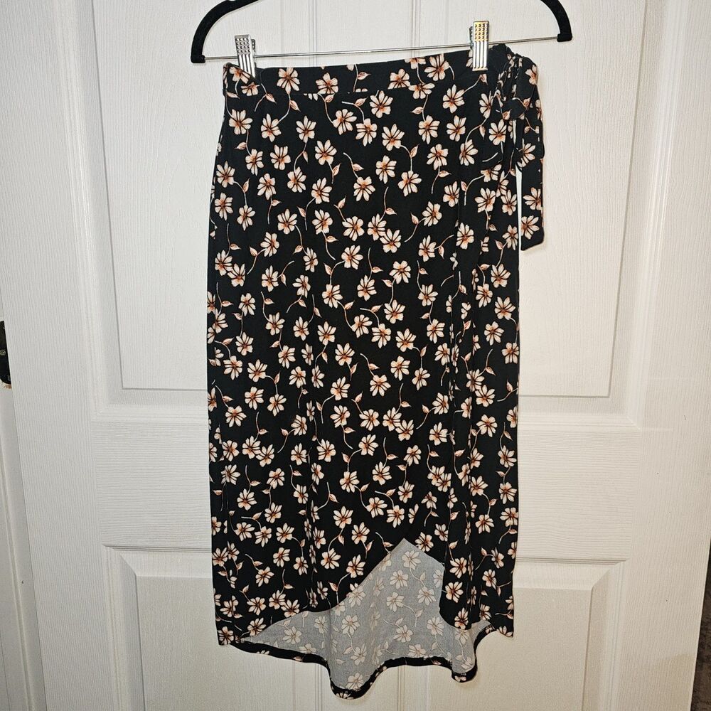 Gypsy & Jade Black Wrap Skirt Floral Hi Lo Medium